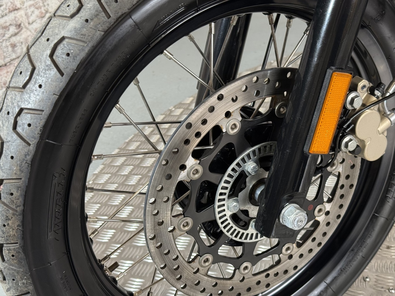 Royal Enfield INTERCEPTOR 650