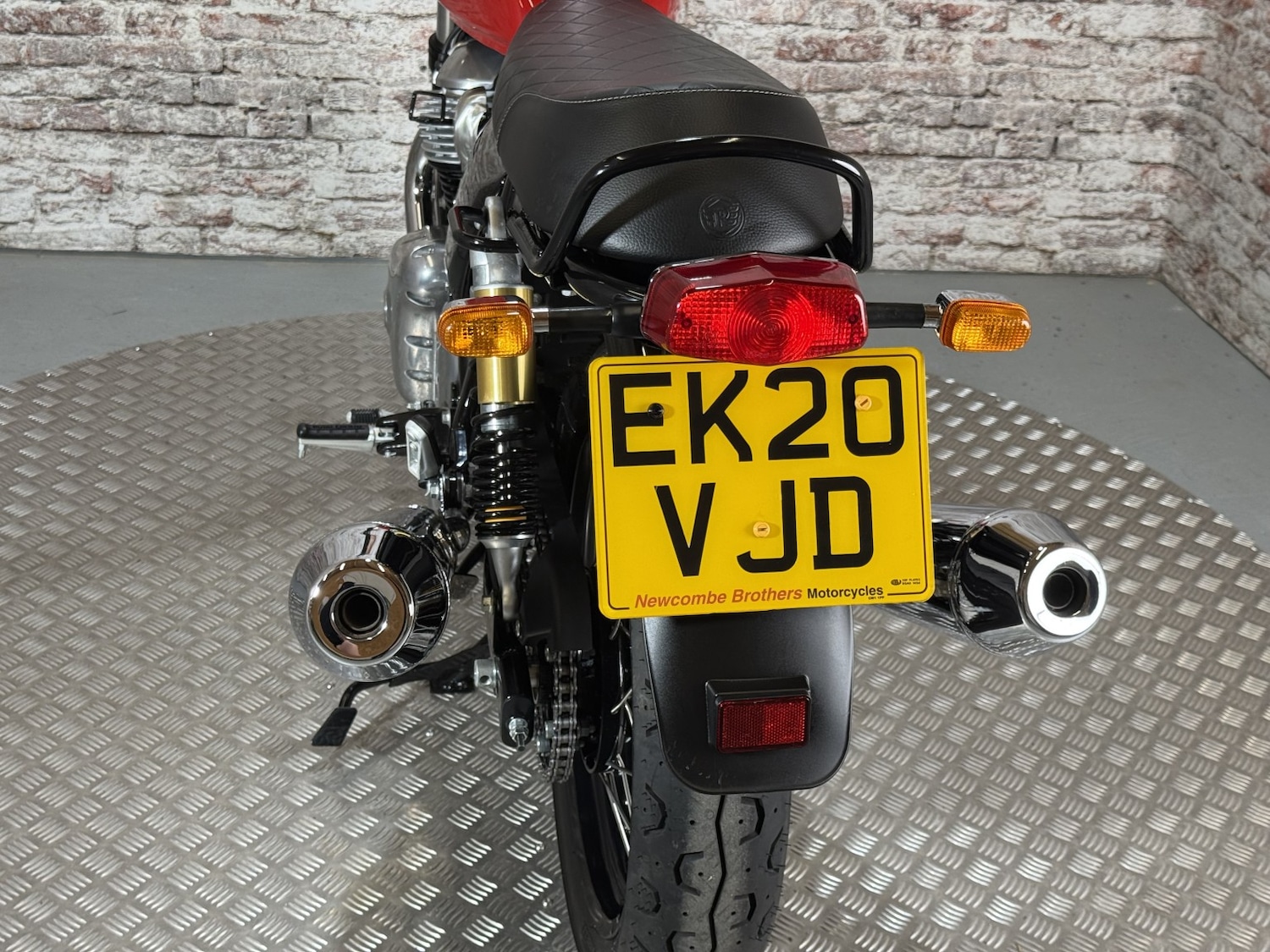 Royal Enfield INTERCEPTOR 650