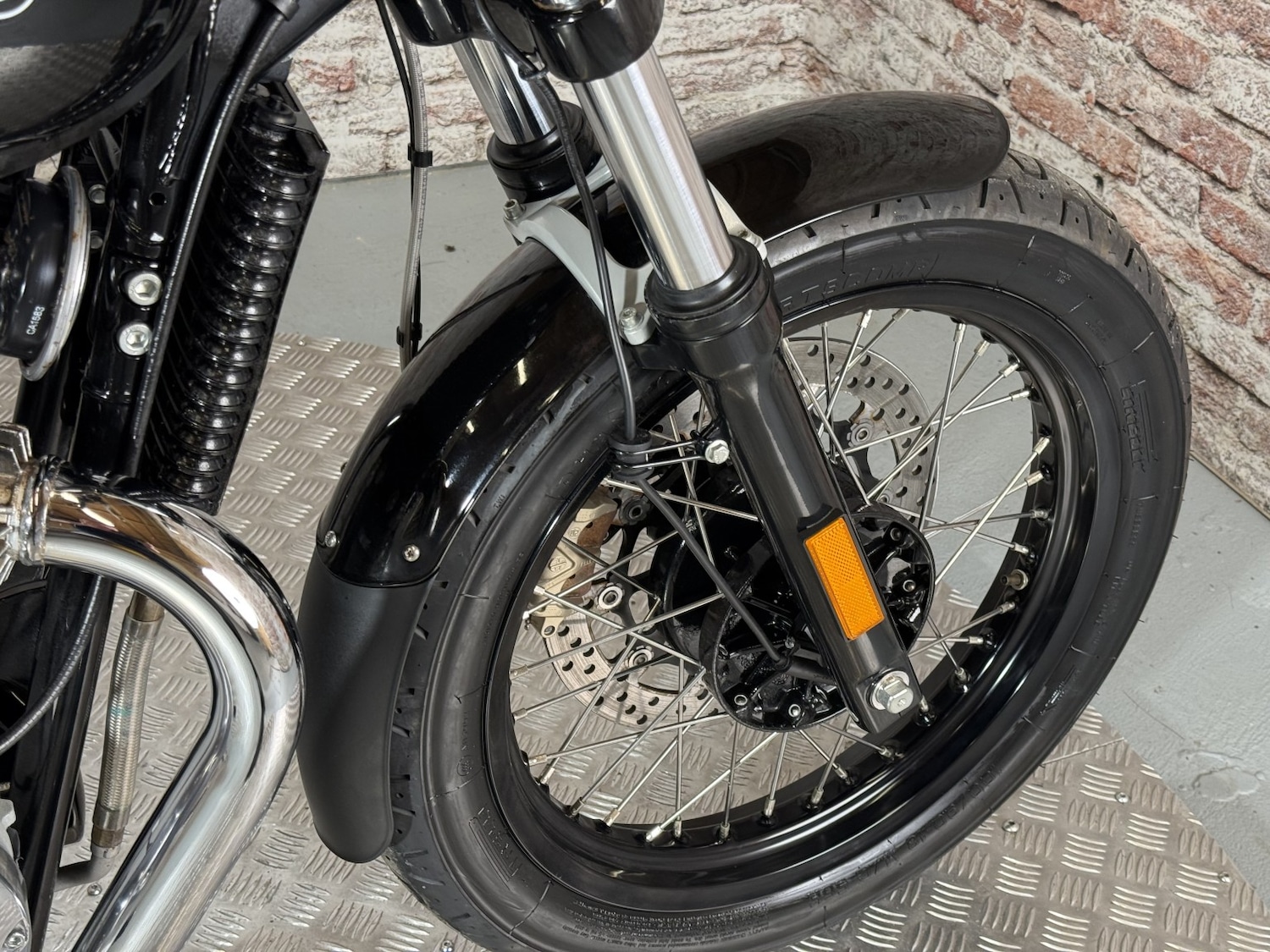 Royal Enfield INTERCEPTOR 650