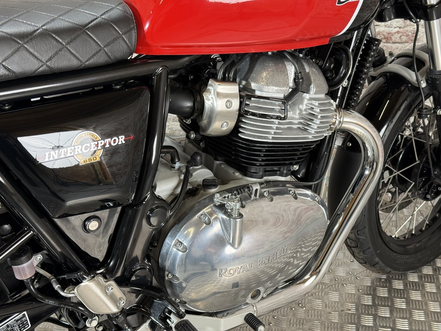 Royal Enfield INTERCEPTOR 650