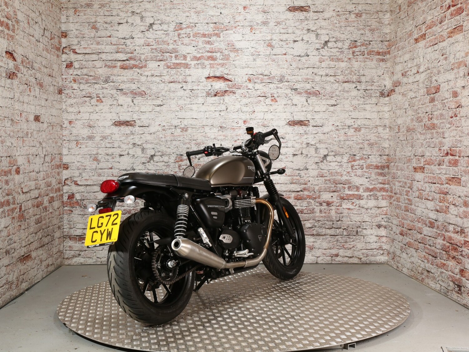 Triumph SPEED TWIN 900