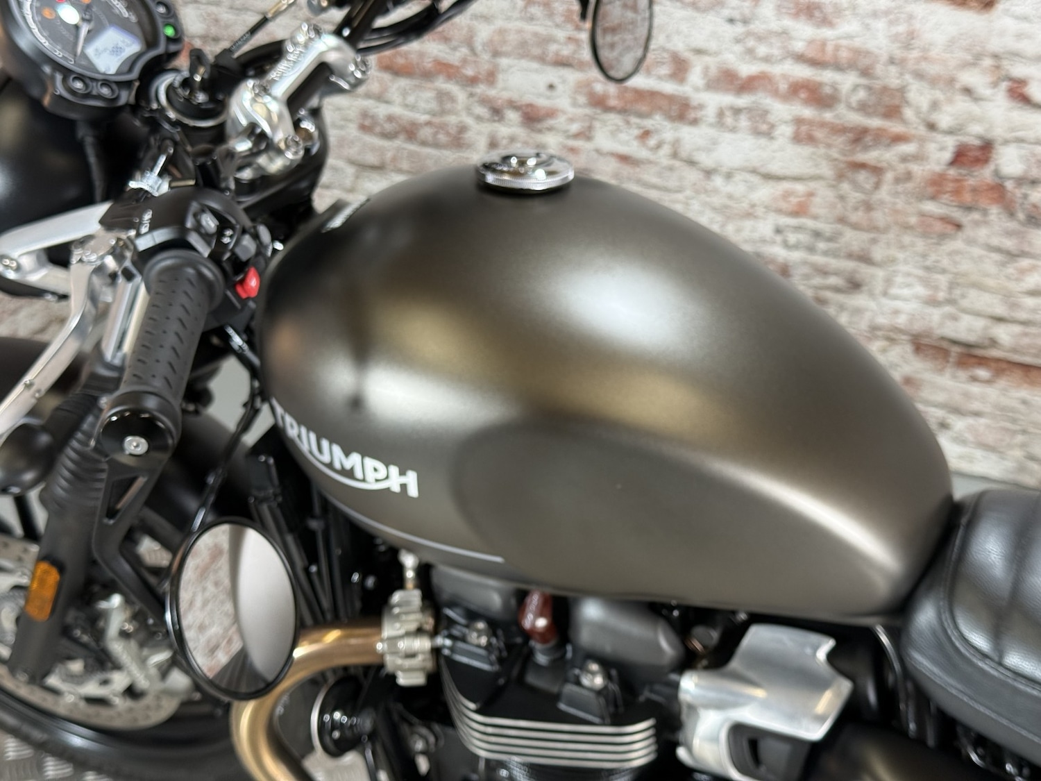 Triumph SPEED TWIN 900