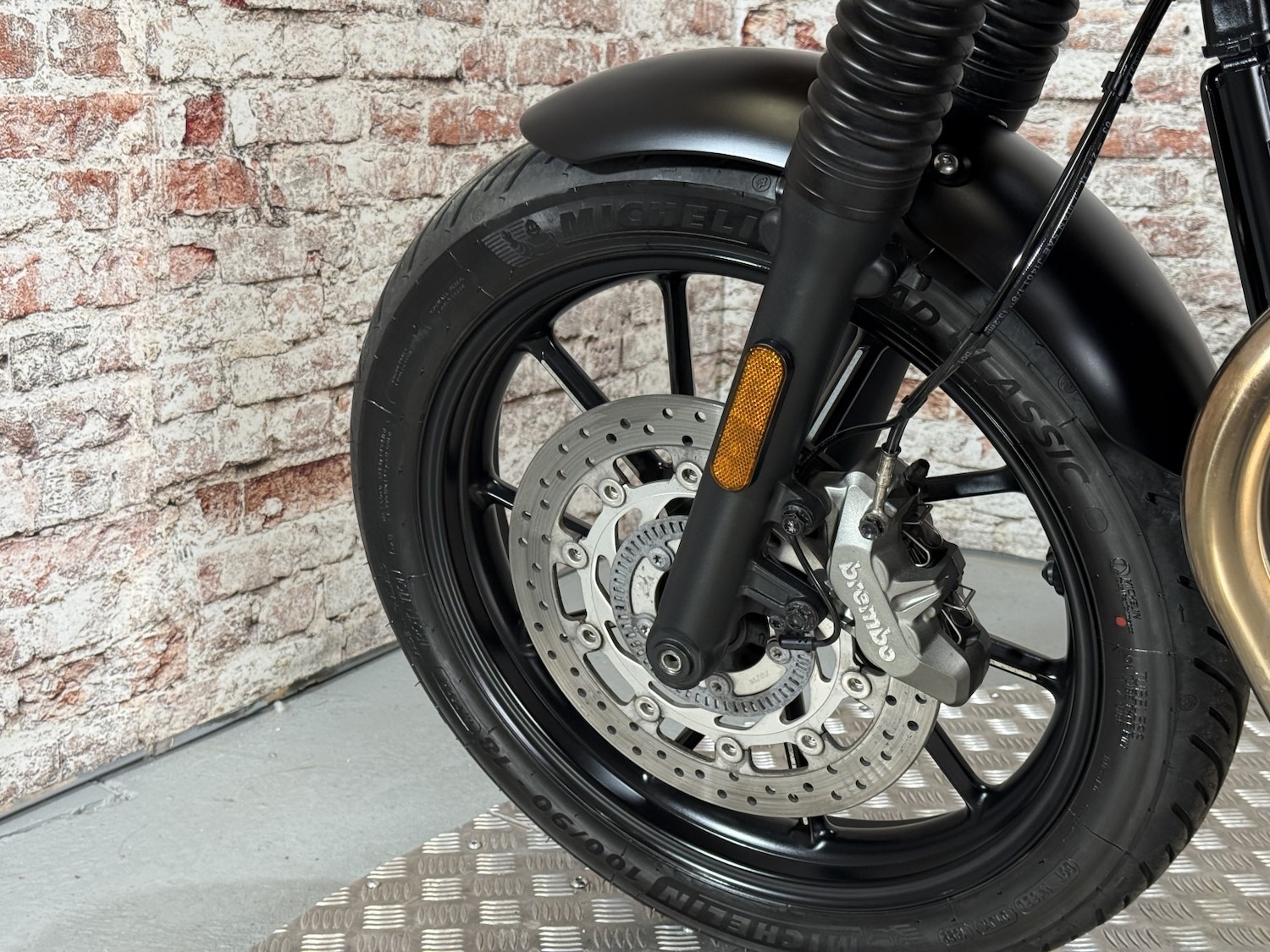 Triumph SPEED TWIN 900