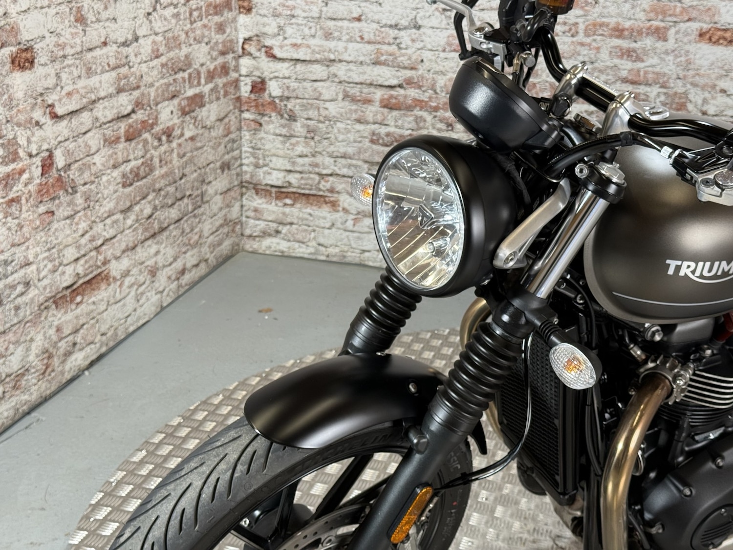 Triumph SPEED TWIN 900