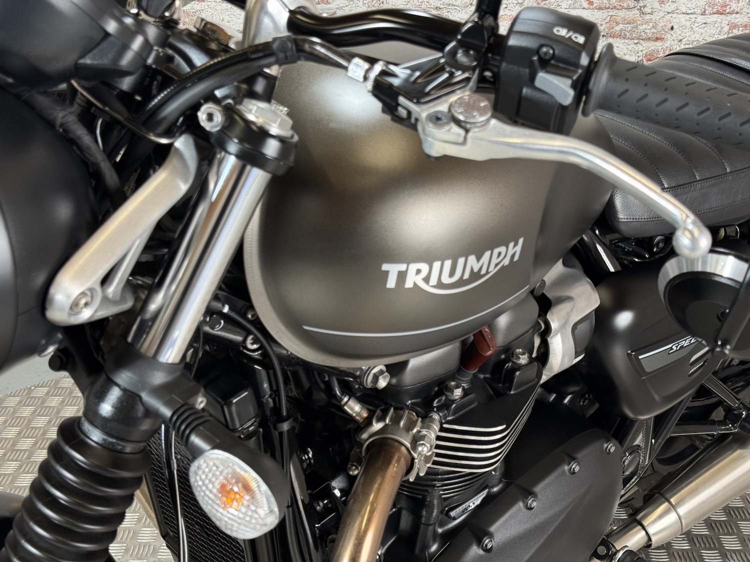 Triumph SPEED TWIN 900