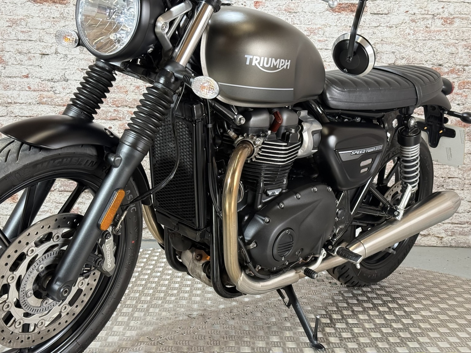 Triumph SPEED TWIN 900