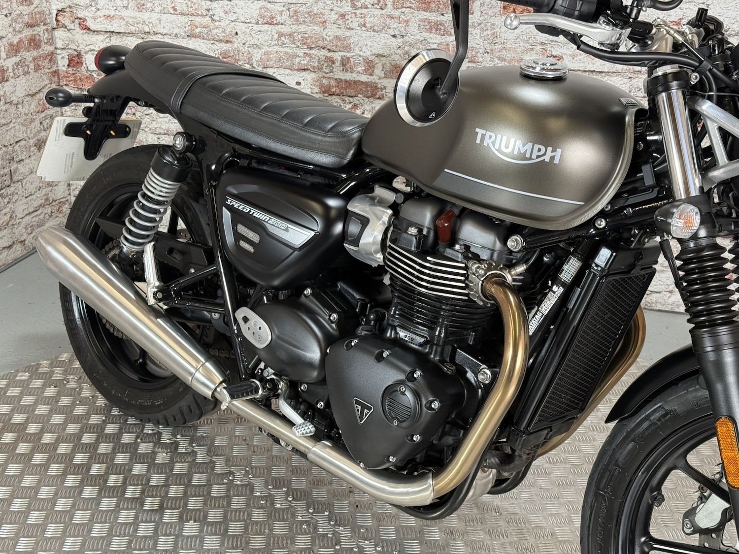 Triumph SPEED TWIN 900
