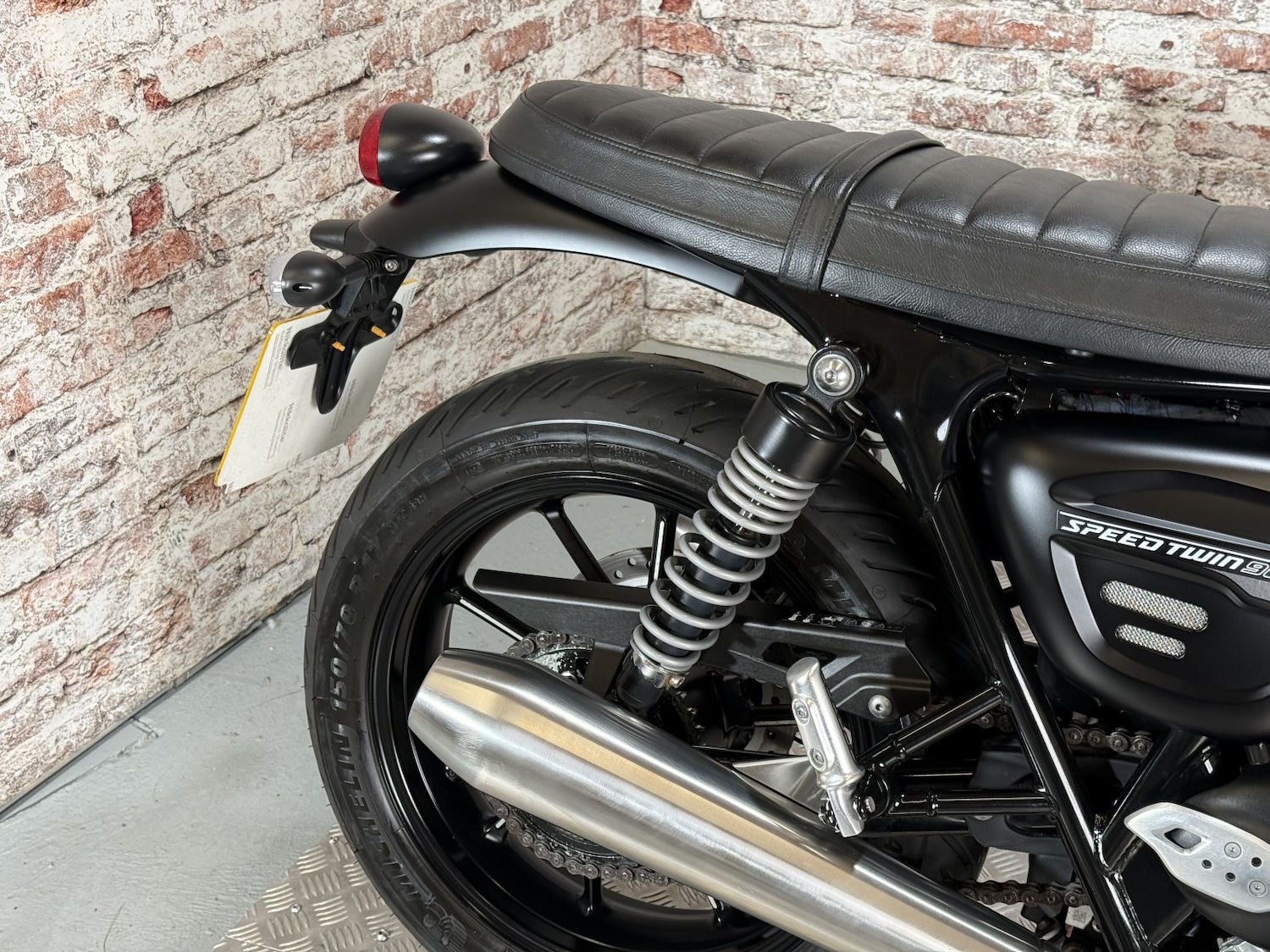 Triumph SPEED TWIN 900