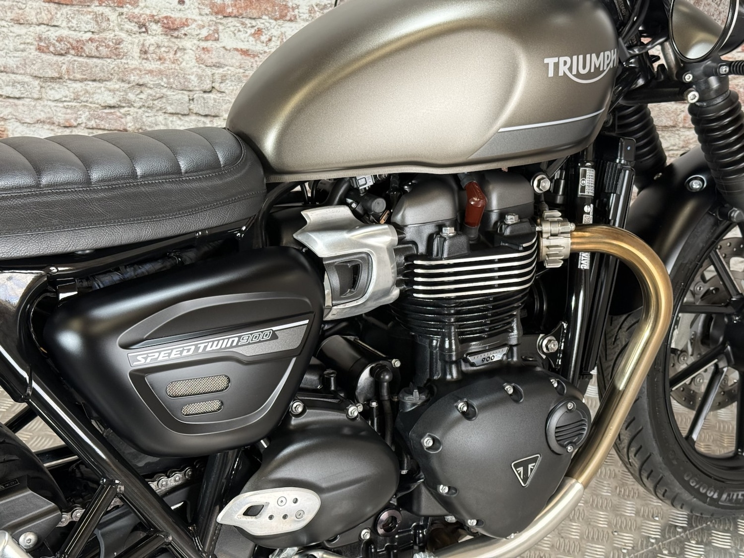 Triumph SPEED TWIN 900