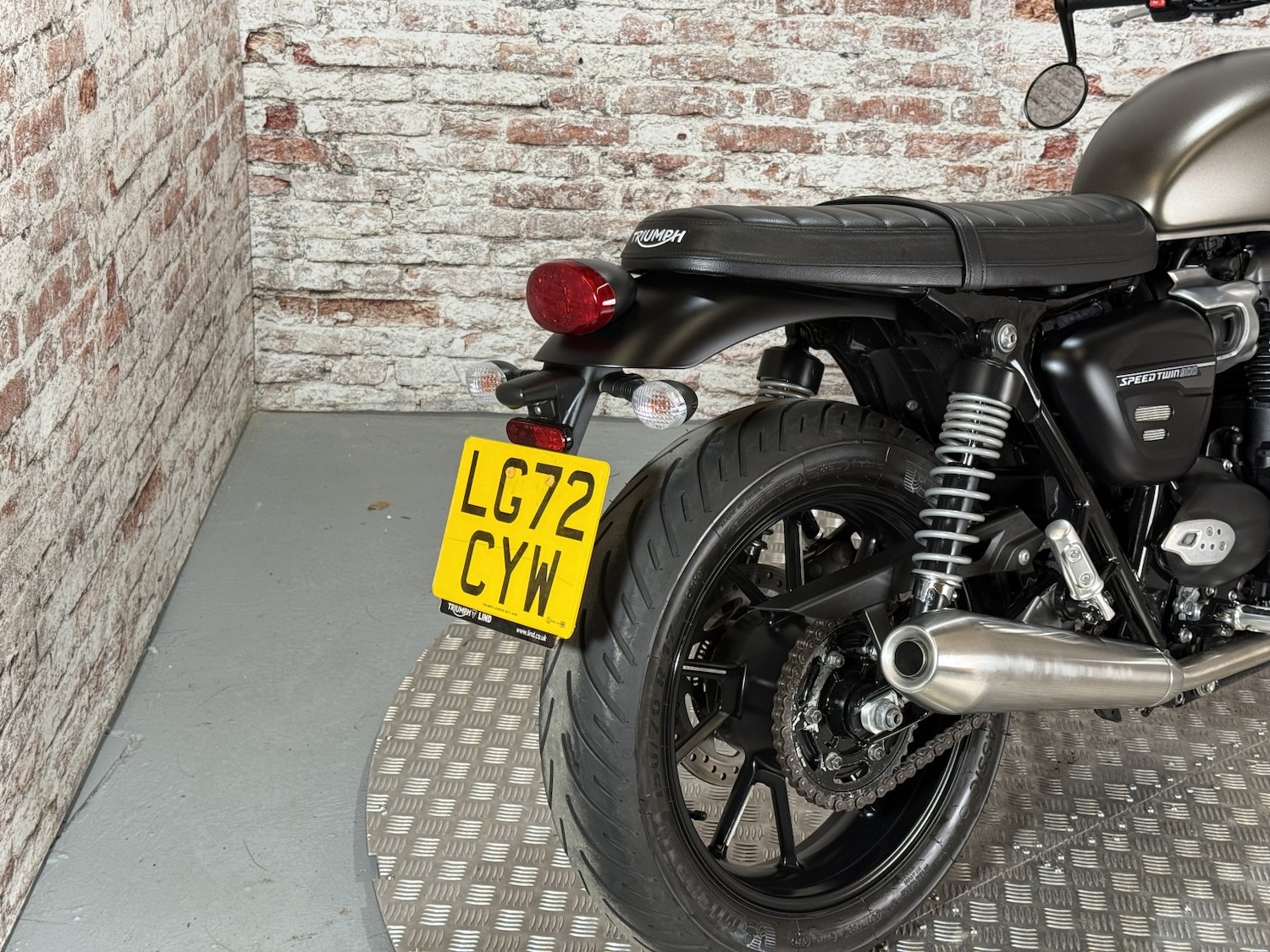 Triumph SPEED TWIN 900