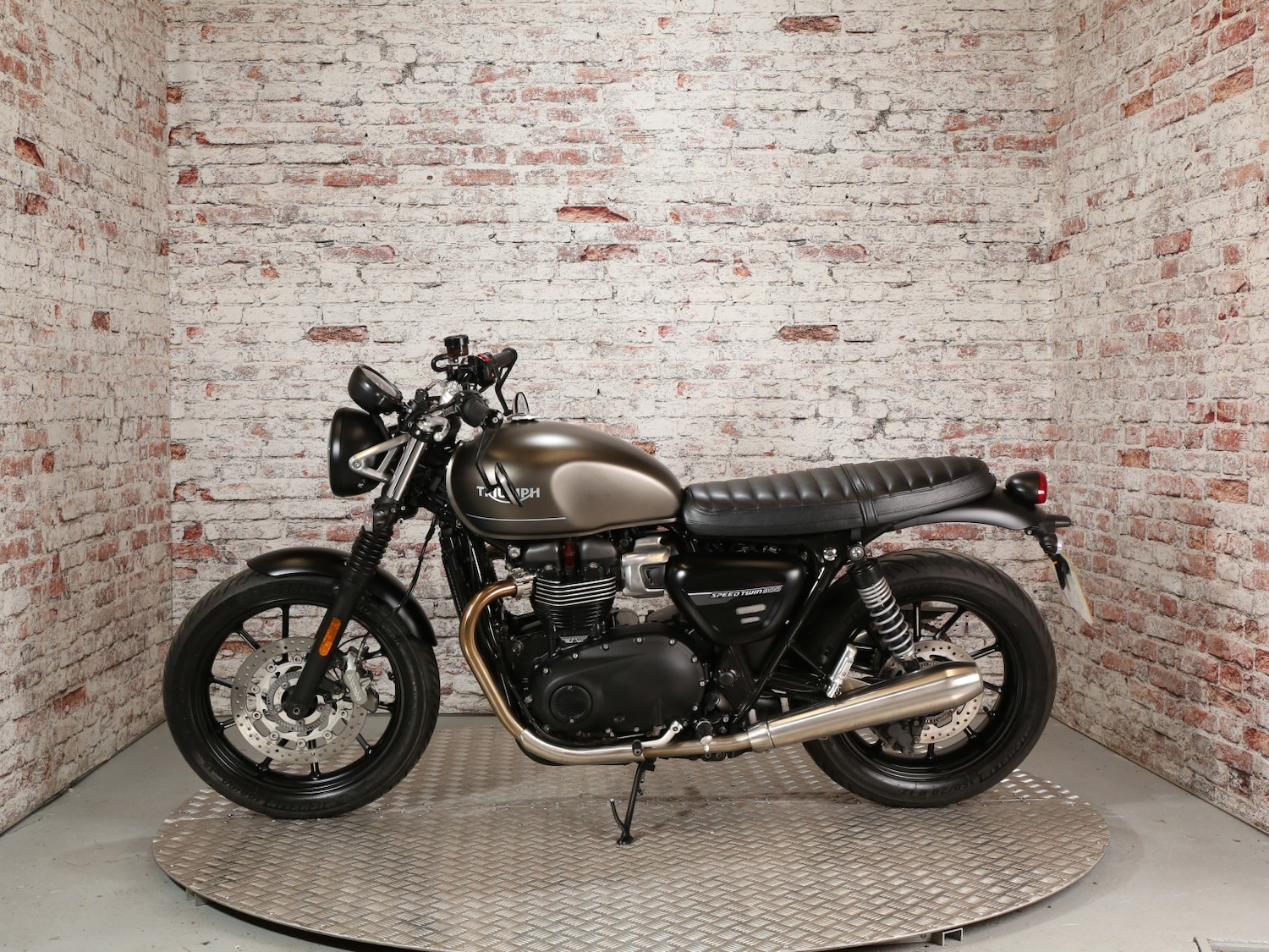 Triumph SPEED TWIN 900