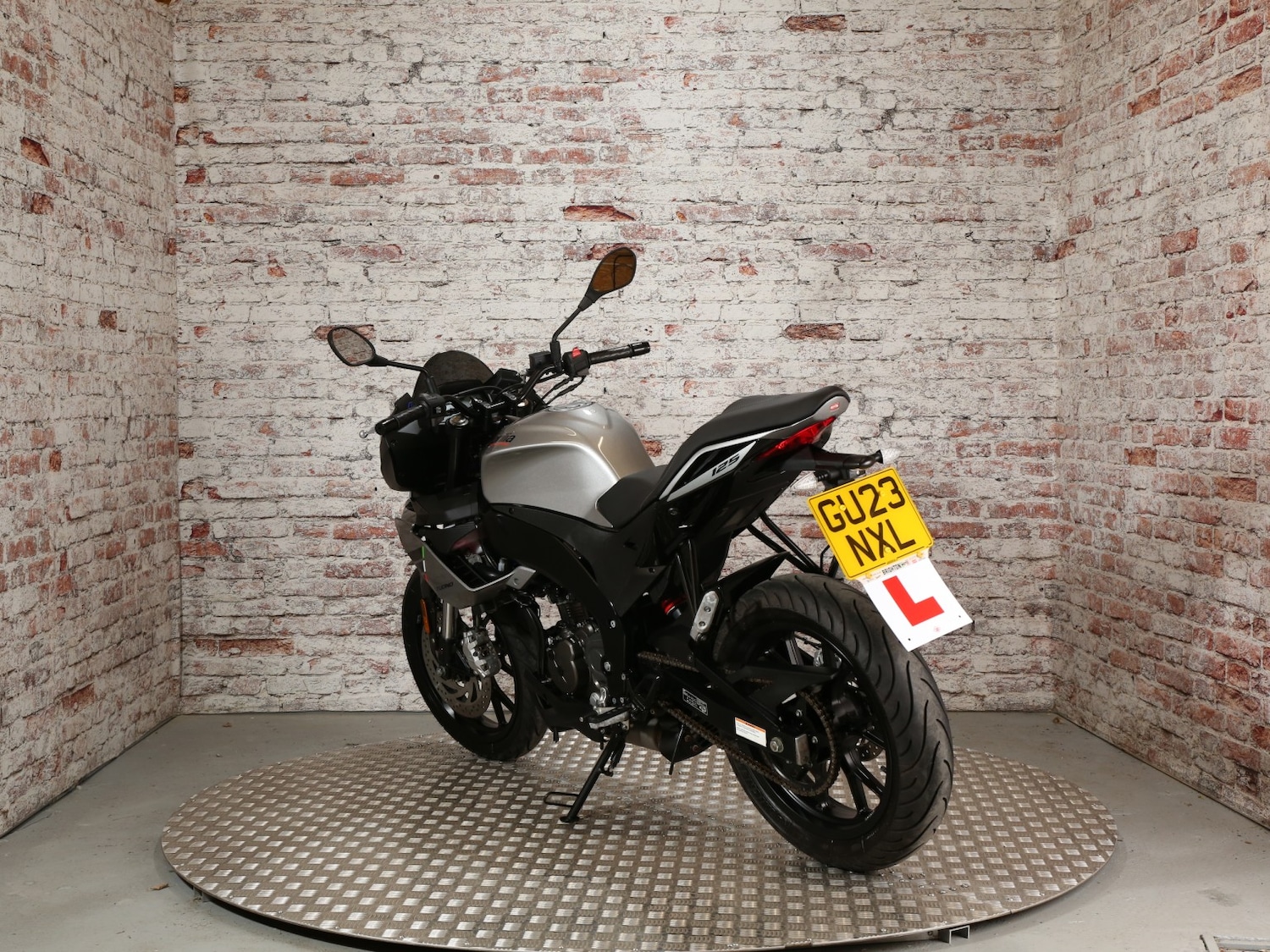 Used Aprilia Tuono 125 2023 for sale - 78445851: Photo 14