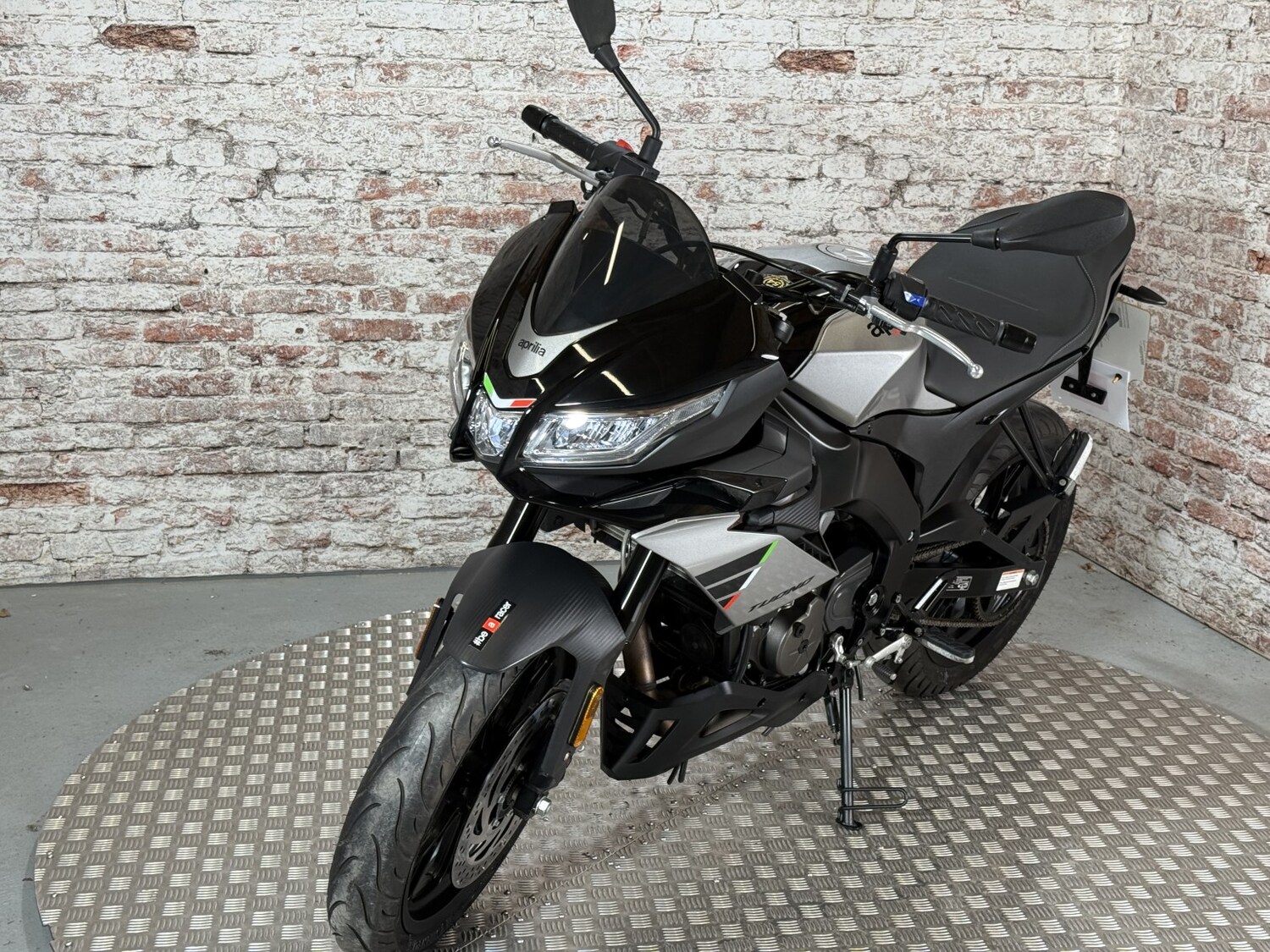 Used Aprilia Tuono 125 2023 for sale - 78445851: Photo 18