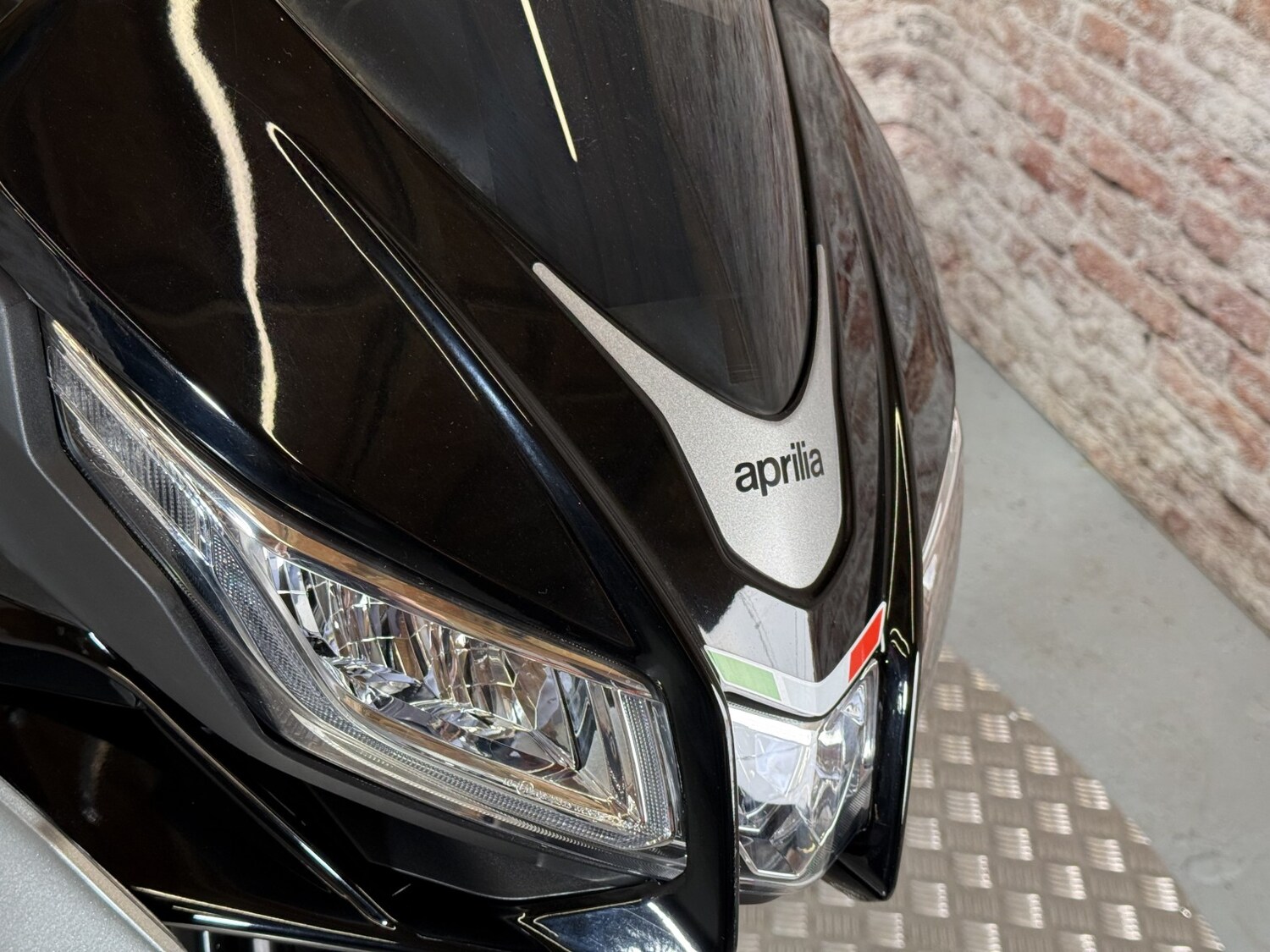 Used Aprilia Tuono 125 2023 for sale - 78445851: Photo 33
