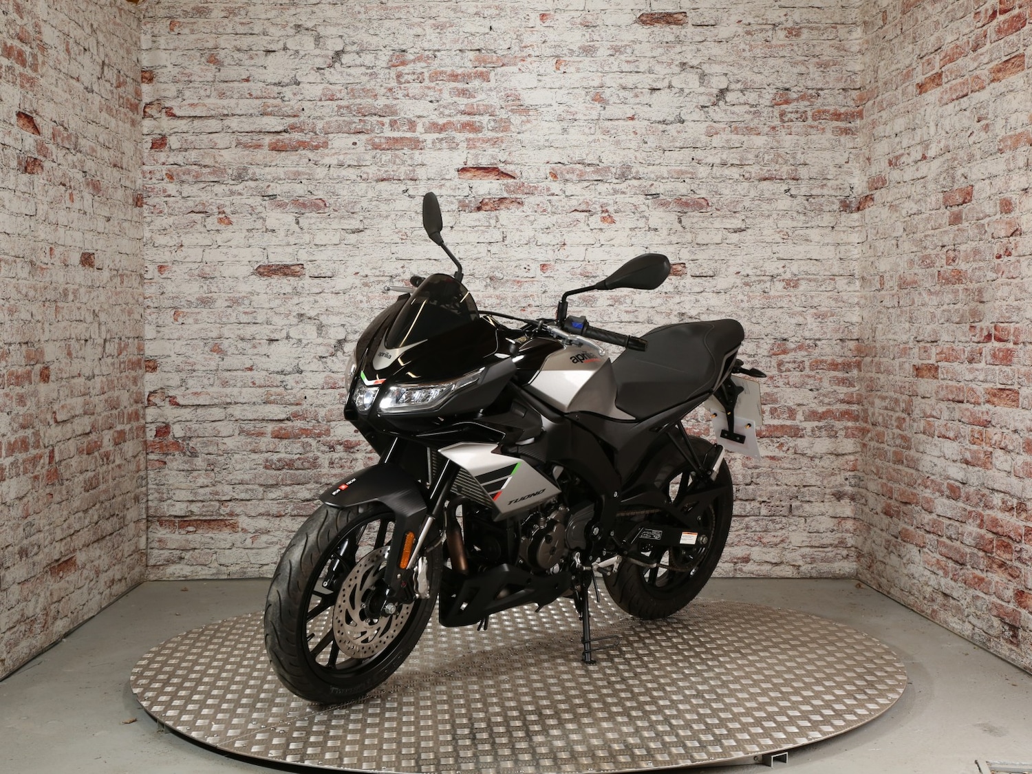 Used Aprilia Tuono 125 2023 for sale - 78445851: Photo 5