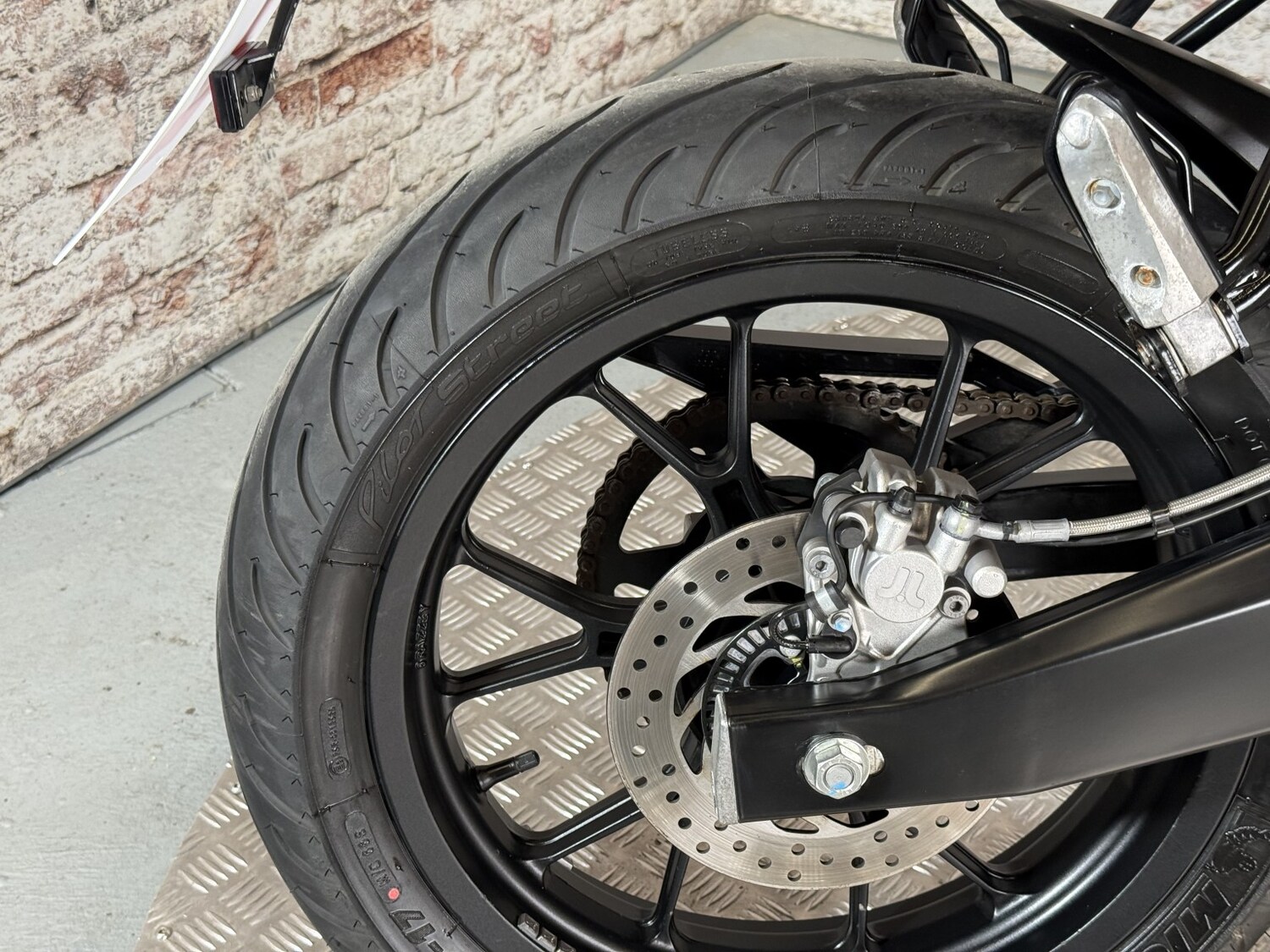 Used Aprilia Tuono 125 2023 for sale - 78445851: Photo 53