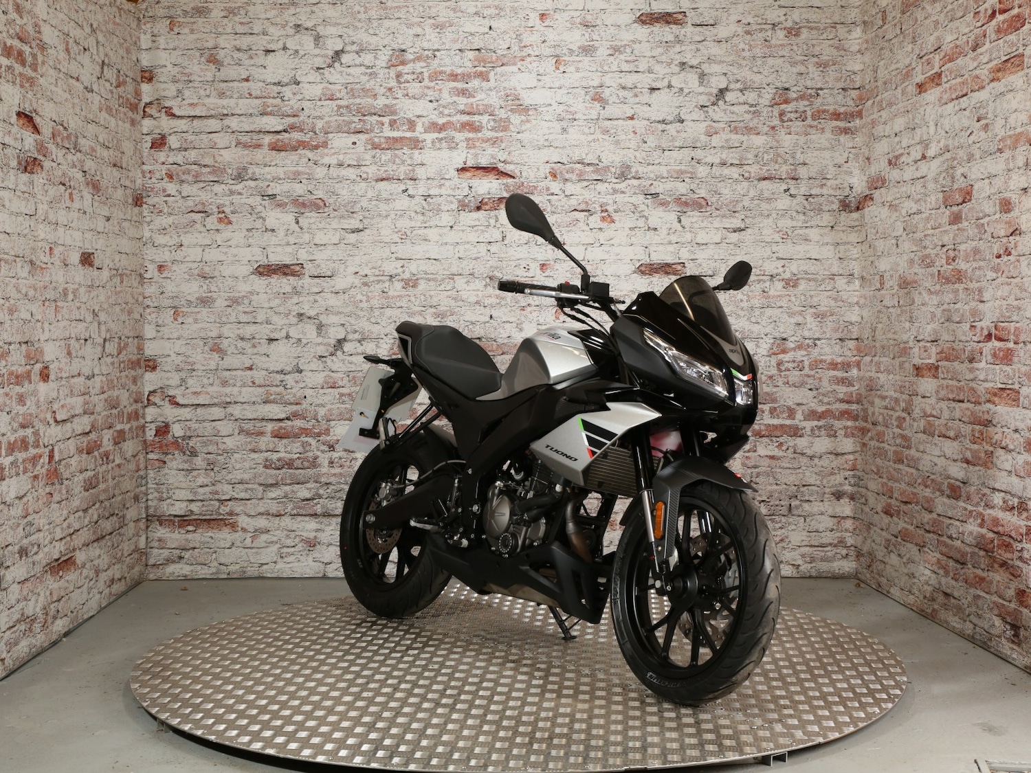 Used Aprilia Tuono 125 2023 for sale - 78445851: Photo 9