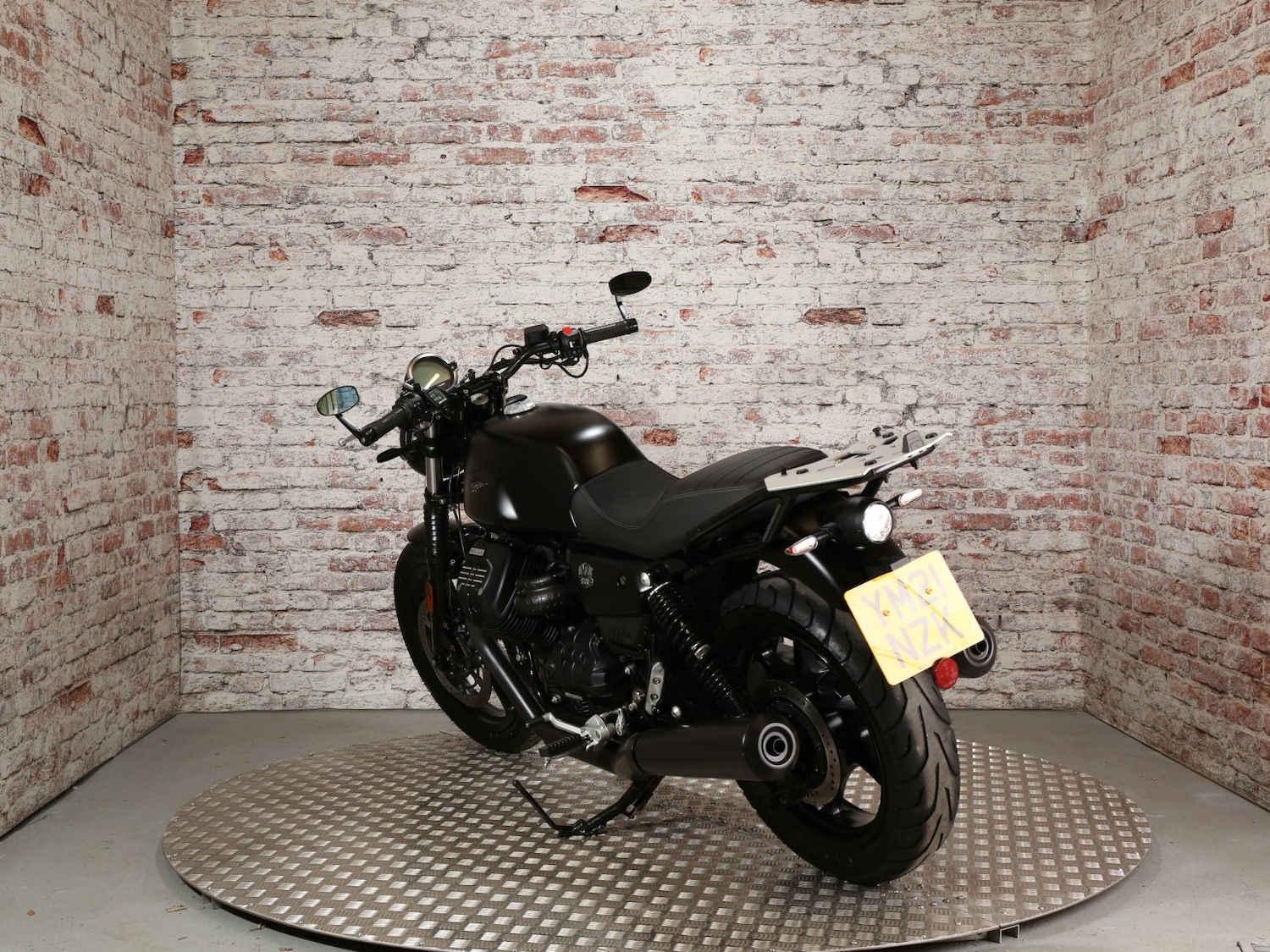 Used Moto Guzzi V7 III 2021 for sale - 78932286: Photo 15