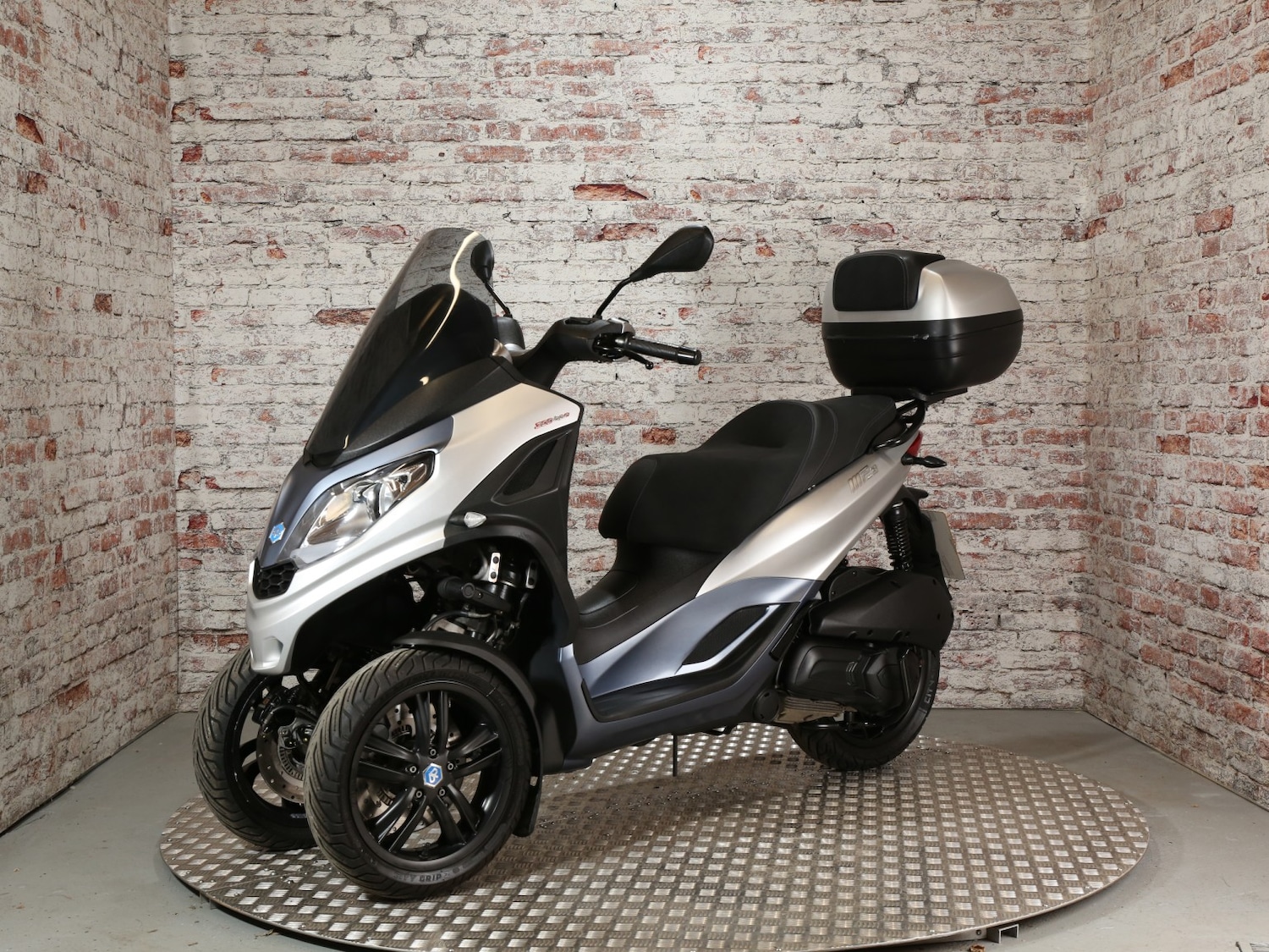 Used Piaggio MP3 300 2021 for sale - 78813399: Photo 11