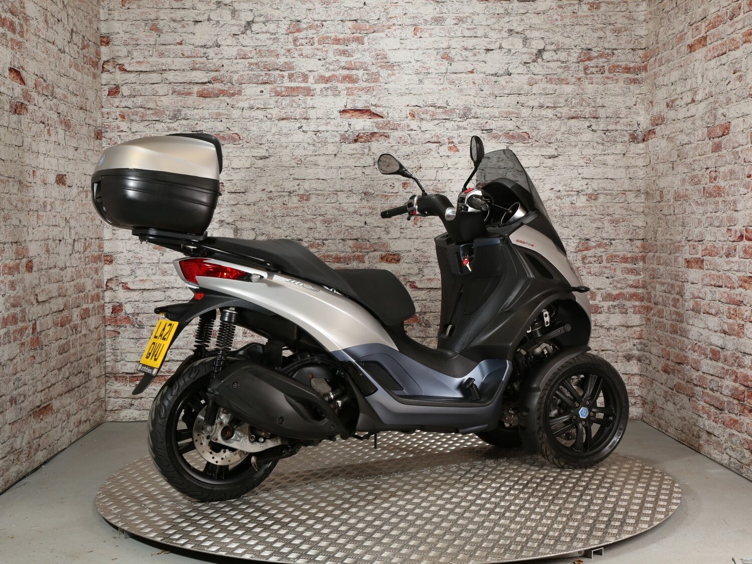 Used Piaggio MP3 300 2021 for sale - 78813399: Photo 14