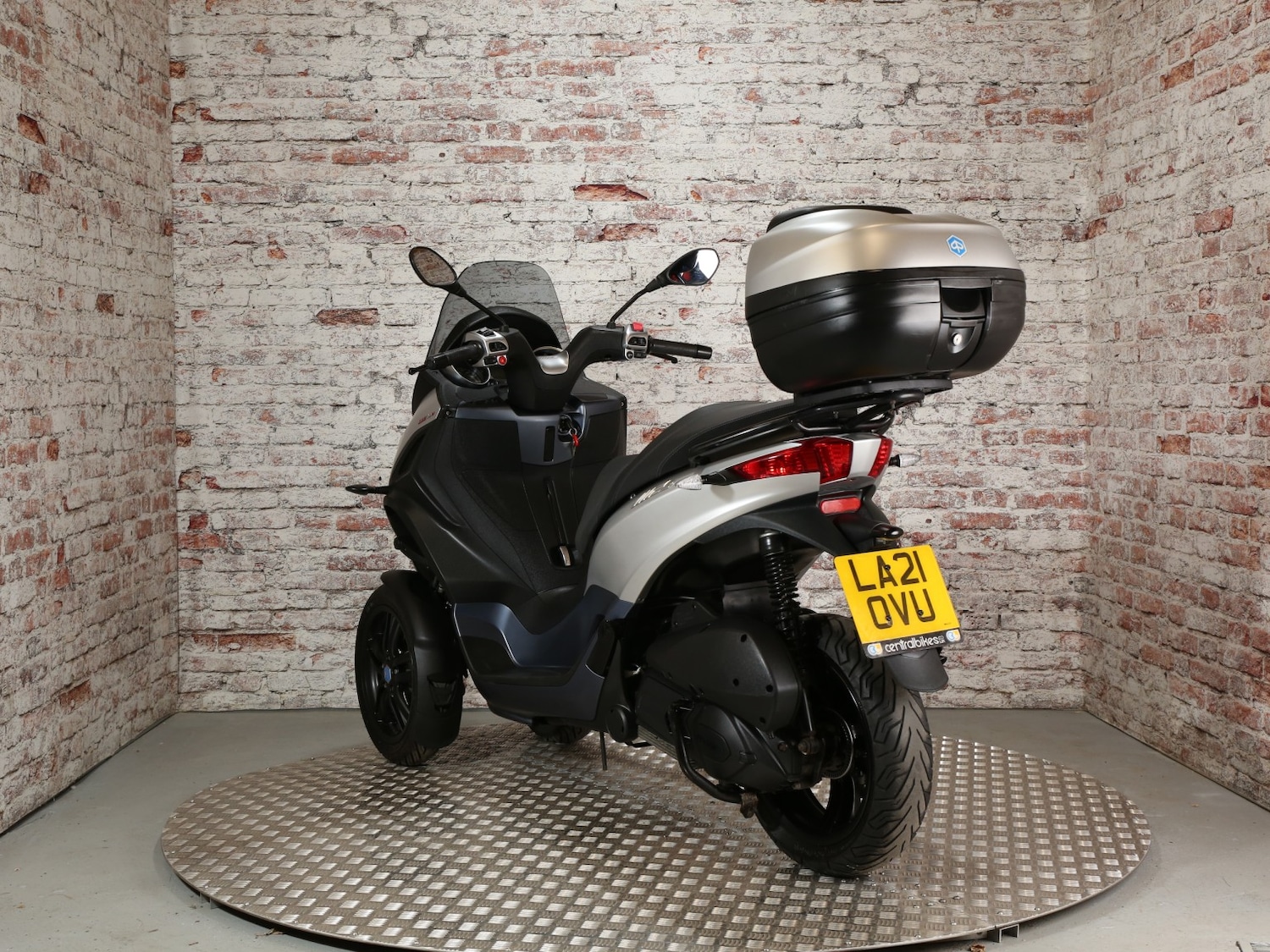Used Piaggio MP3 300 2021 for sale - 78813399: Photo 15