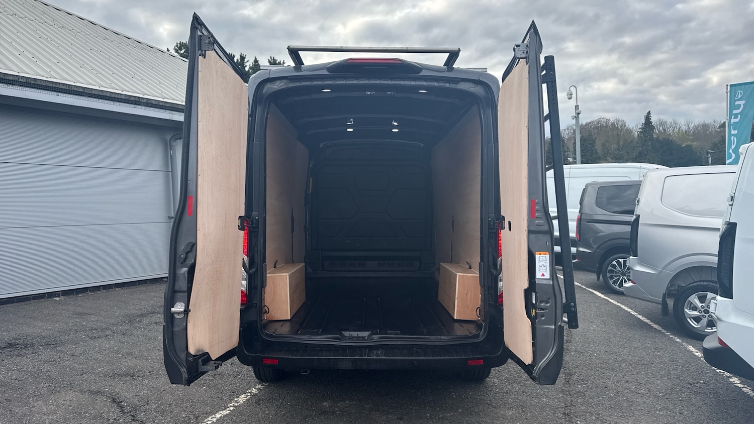 Used Ford Transit 2022 for sale - 78107230: Photo 3