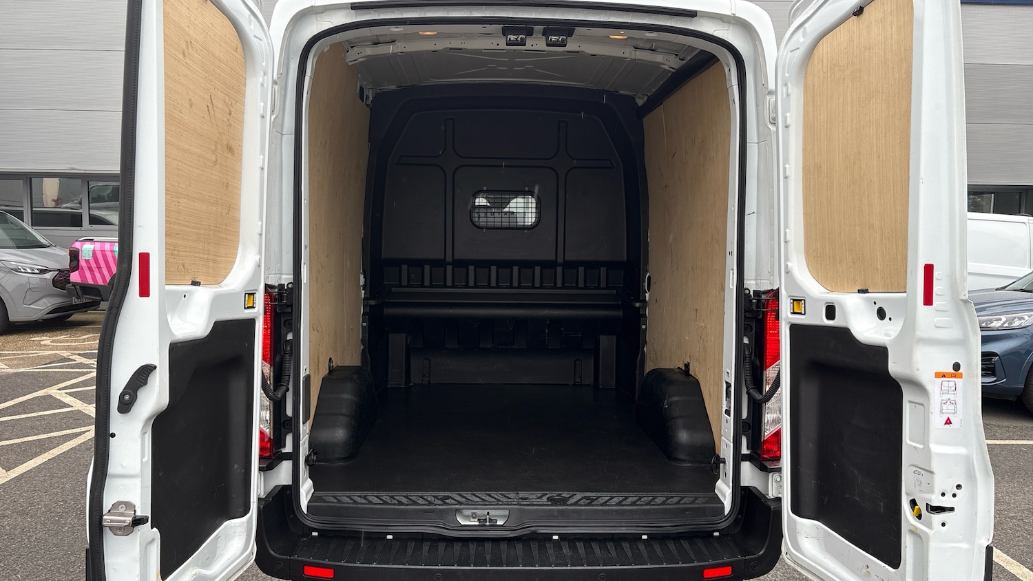 Used Ford Transit 2024 for sale - 77796797: Photo 12