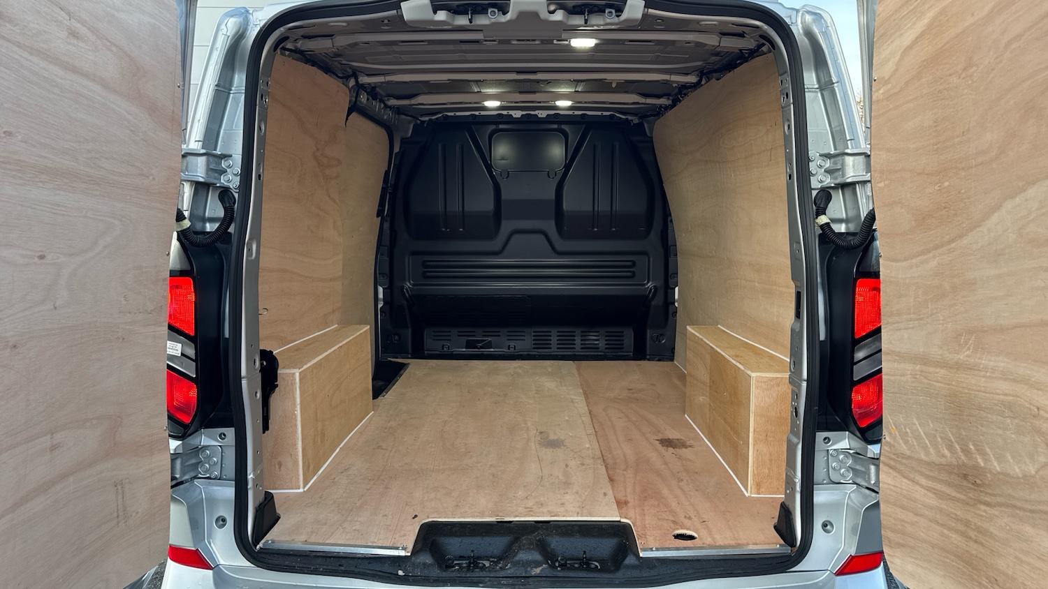 Used Ford Transit Custom 2025 for sale - 76940023: Photo 12