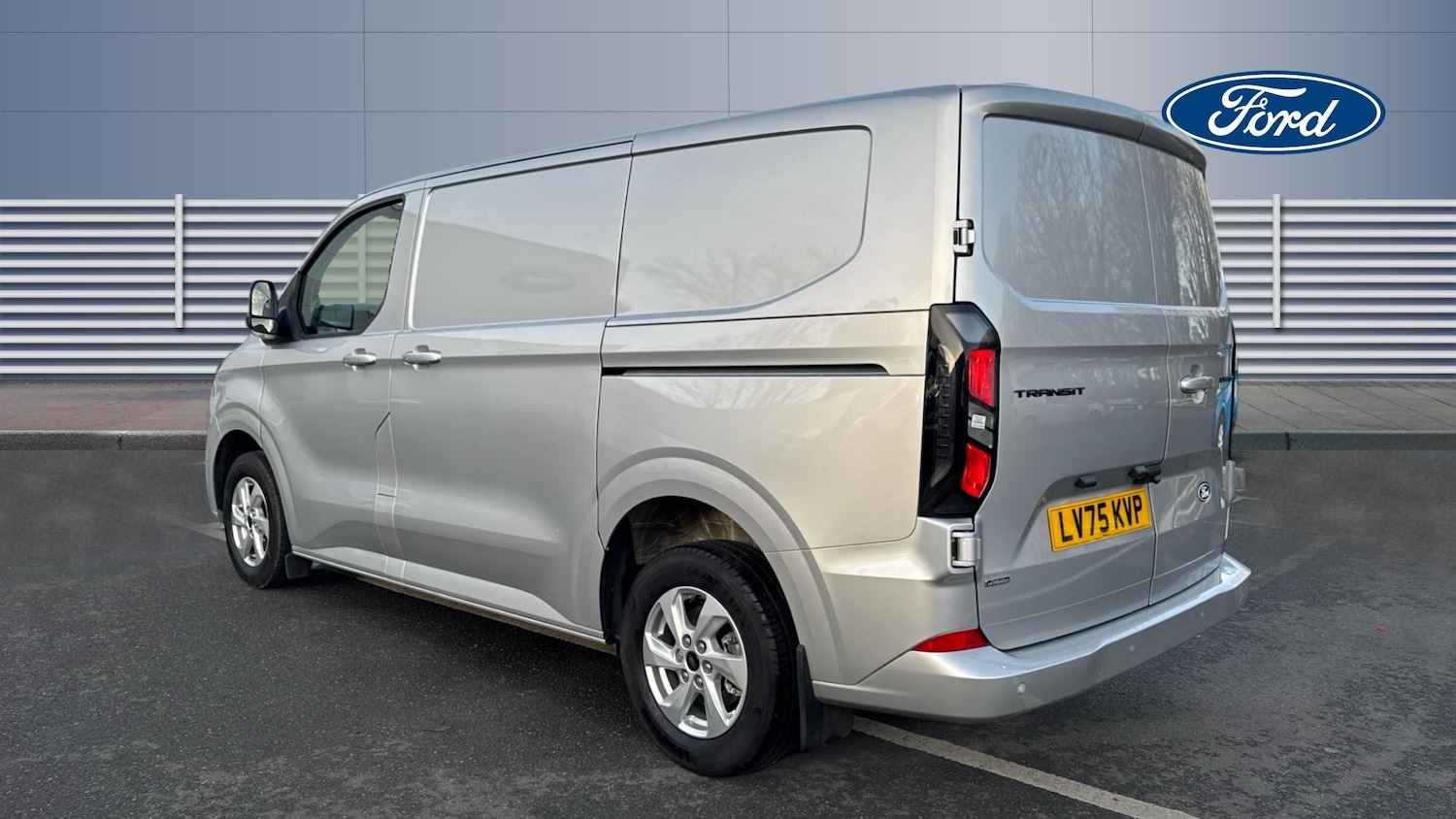 Used Ford Transit Custom 2025 for sale - 76940023: Photo 2