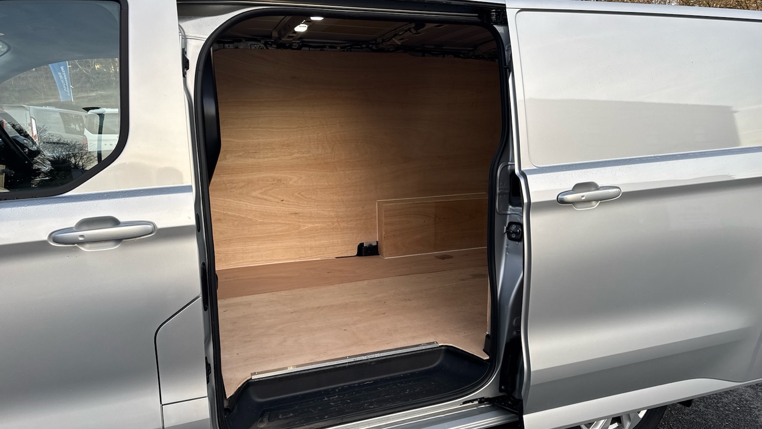 Used Ford Transit Custom 2025 for sale - 76940023: Photo 5