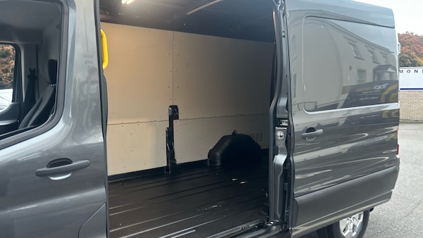 Used Ford Transit 2024 for sale - 76299260: Photo 5