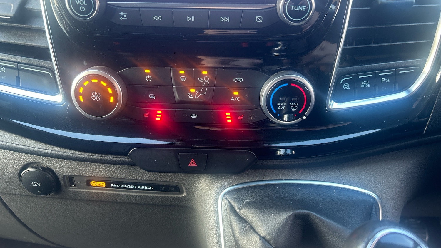 Used Ford Transit Custom 2023 for sale - 76494386: Photo 32