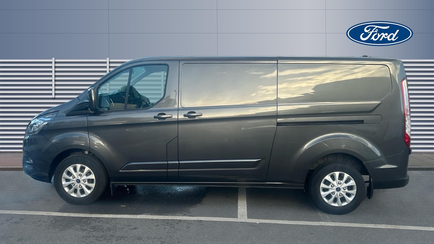 Used Ford Transit Custom 2023 for sale - 76494386: Photo 4