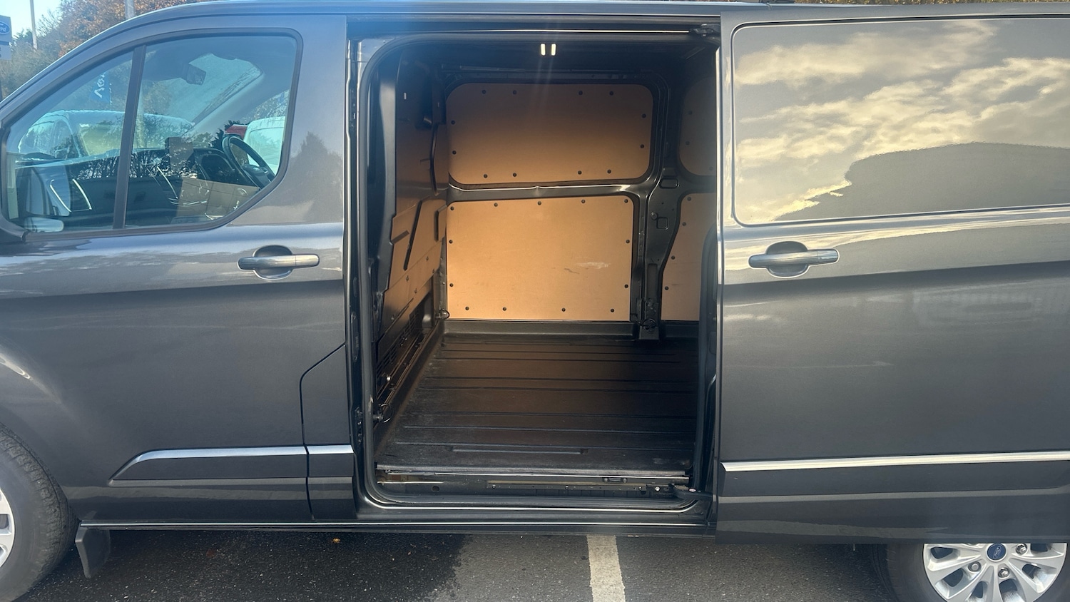 Used Ford Transit Custom 2023 for sale - 76494386: Photo 5