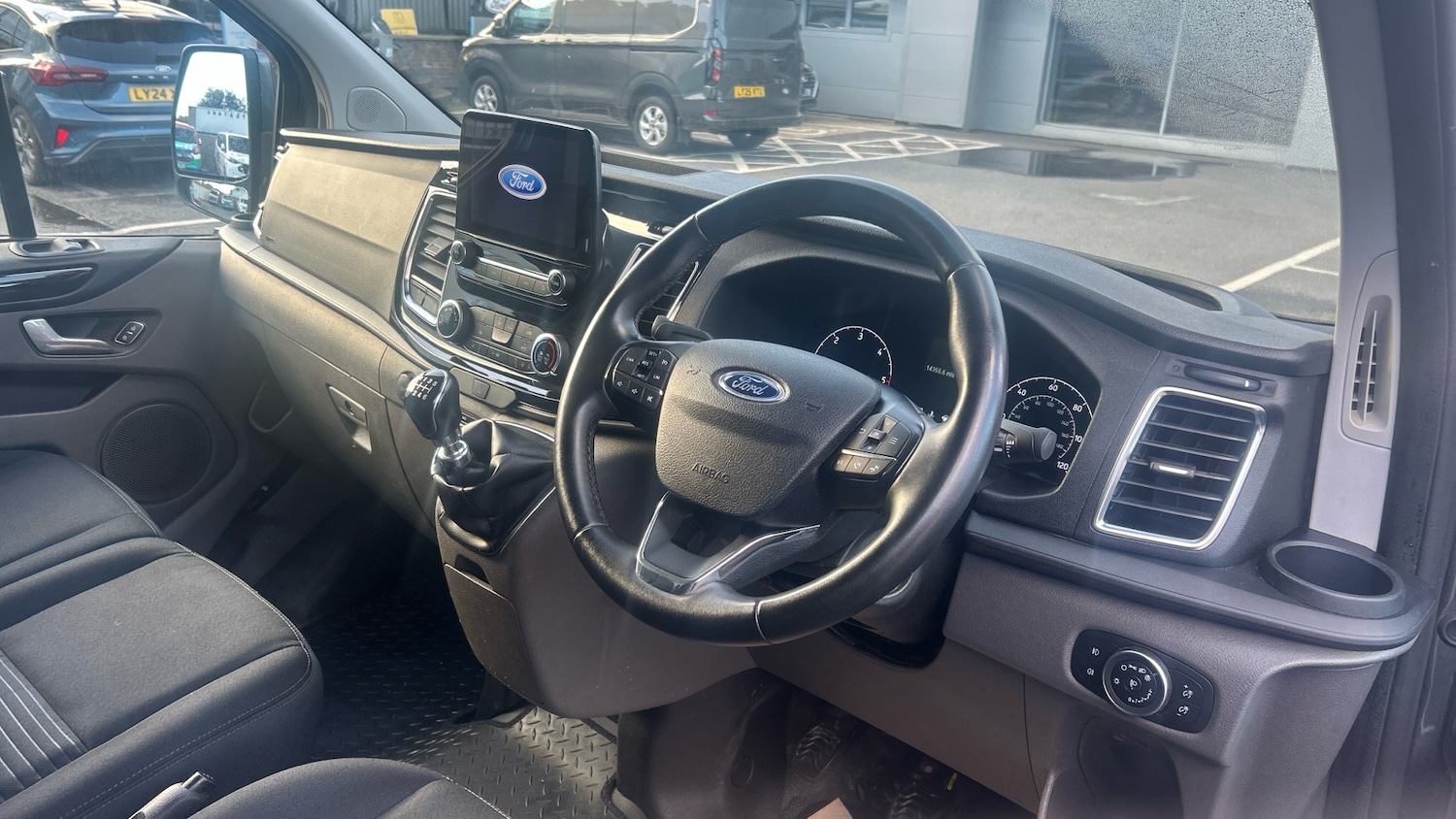 Used Ford Transit Custom 2023 for sale - 76494386: Photo 6