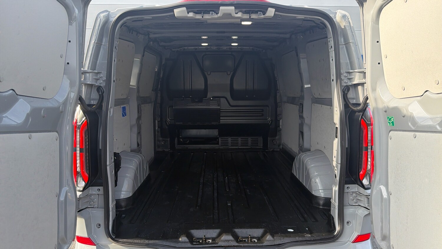 Used Ford Transit Custom 2025 for sale - 77979837: Photo 12