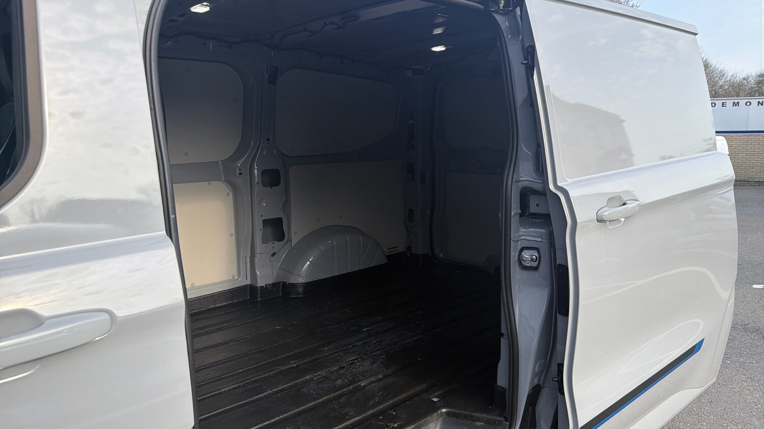 Used Ford Transit Custom 2025 for sale - 77979837: Photo 5