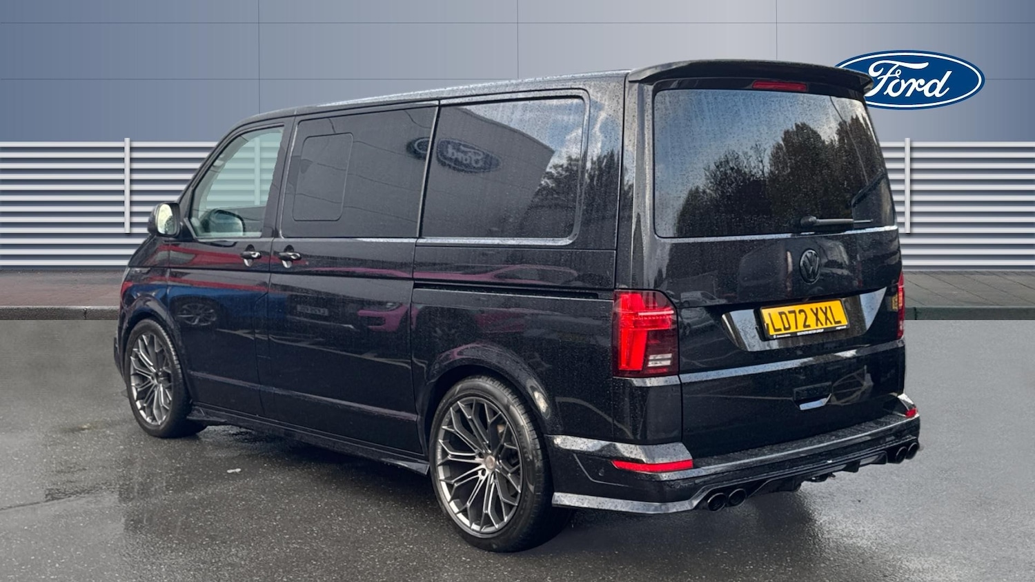 Used Volkswagen Transporter 2022 for sale - 76362839: Photo 2