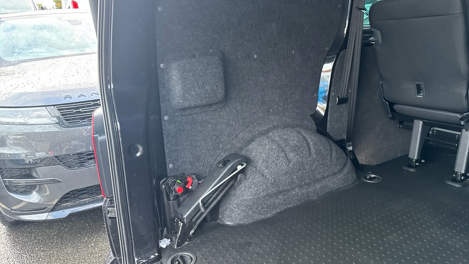 Used Volkswagen Transporter 2022 for sale - 76362839: Photo 31