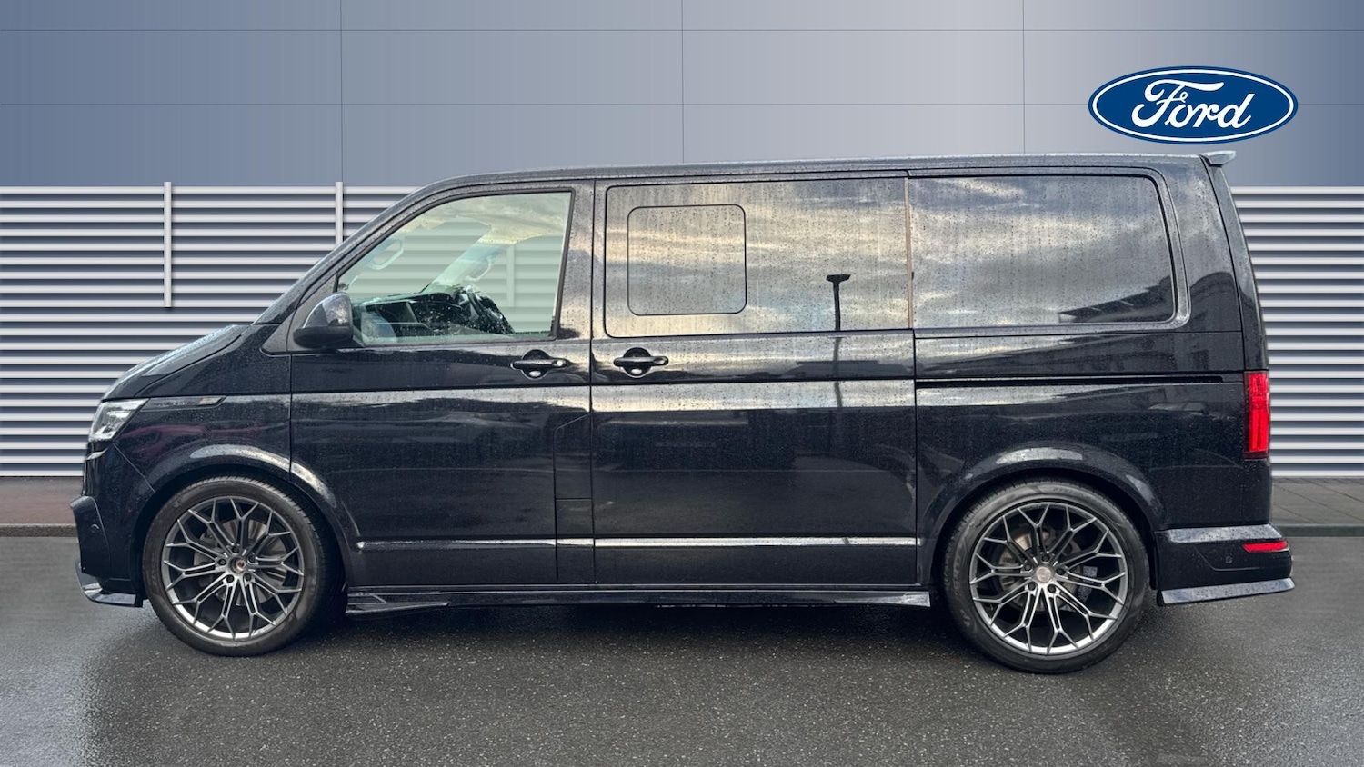 Used Volkswagen Transporter 2022 for sale - 76362839: Photo 4