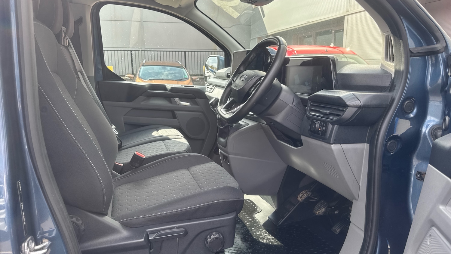 Used Ford Transit Custom 2024 for sale - 78107232: Photo 6