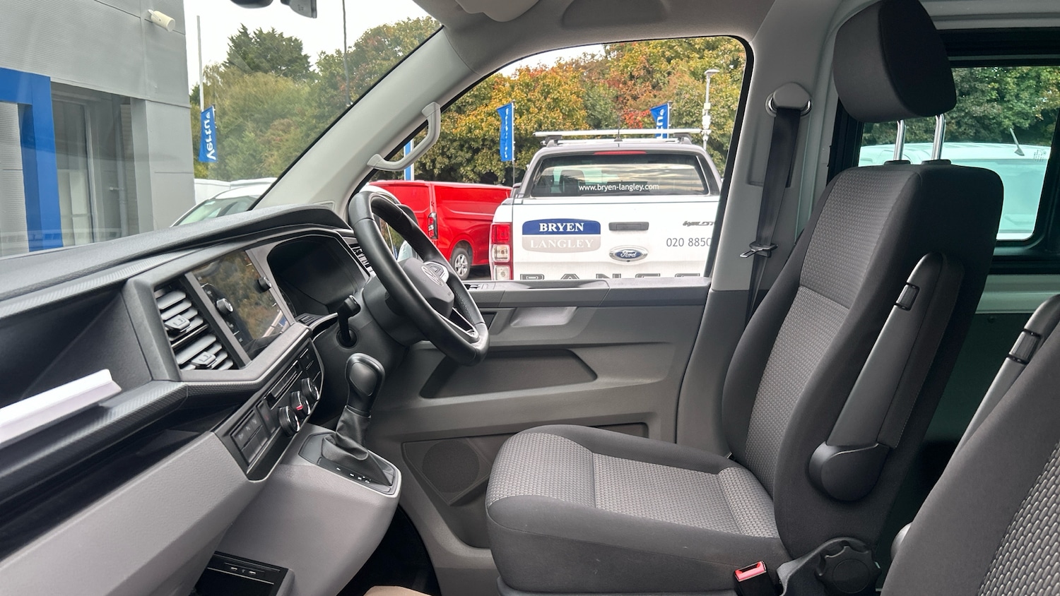 Used Volkswagen Transporter 2024 for sale - 76164398: Photo 13
