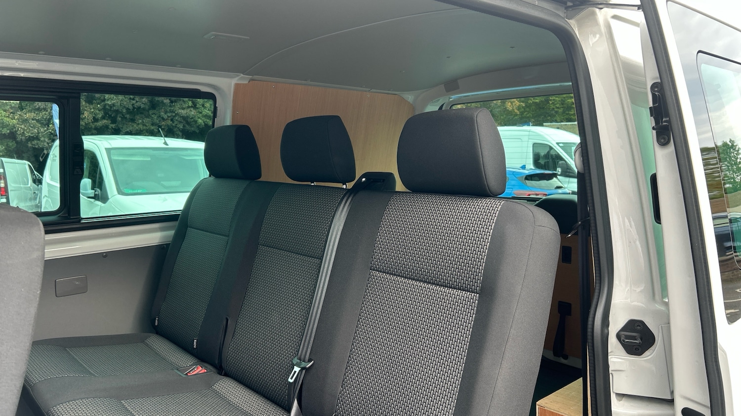 Used Volkswagen Transporter 2024 for sale - 76164398: Photo 14