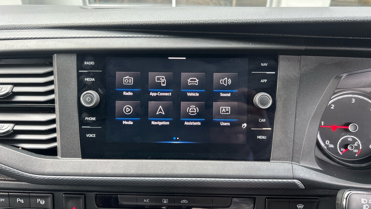 Used Volkswagen Transporter 2024 for sale - 76164398: Photo 15