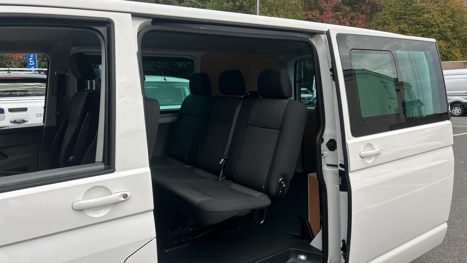 Used Volkswagen Transporter 2024 for sale - 76164398: Photo 5
