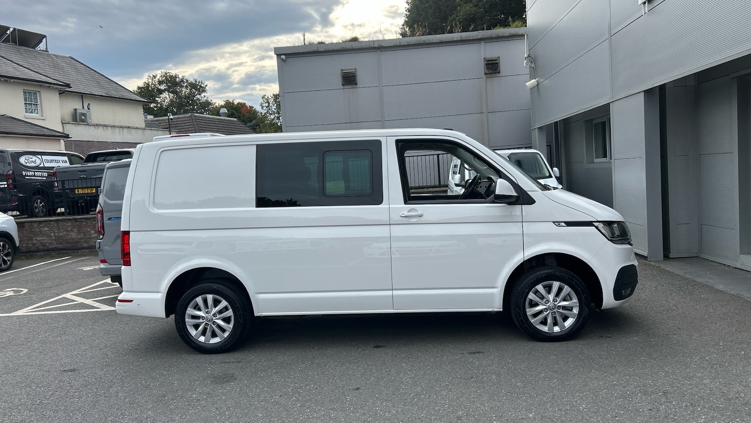 Used Volkswagen Transporter 2024 for sale - 76164398: Photo 9