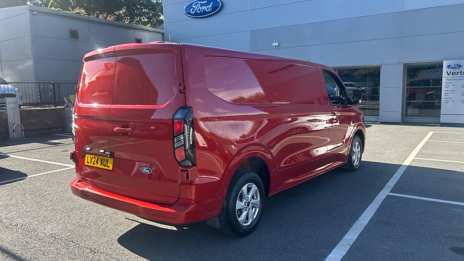 Used Ford Transit Custom 2024 for sale - 77063220: Photo 10