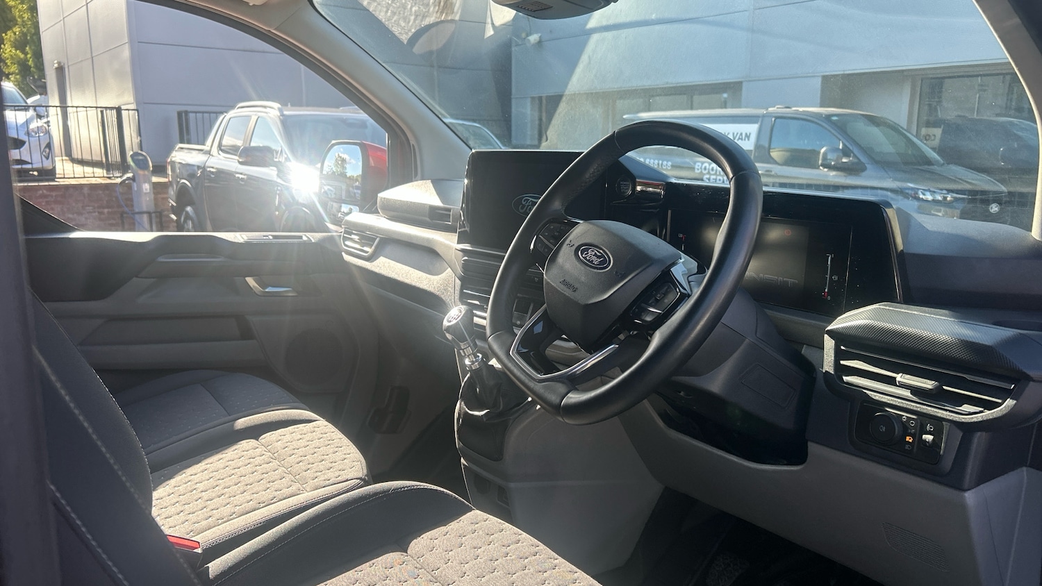 Used Ford Transit Custom 2024 for sale - 77063220: Photo 16