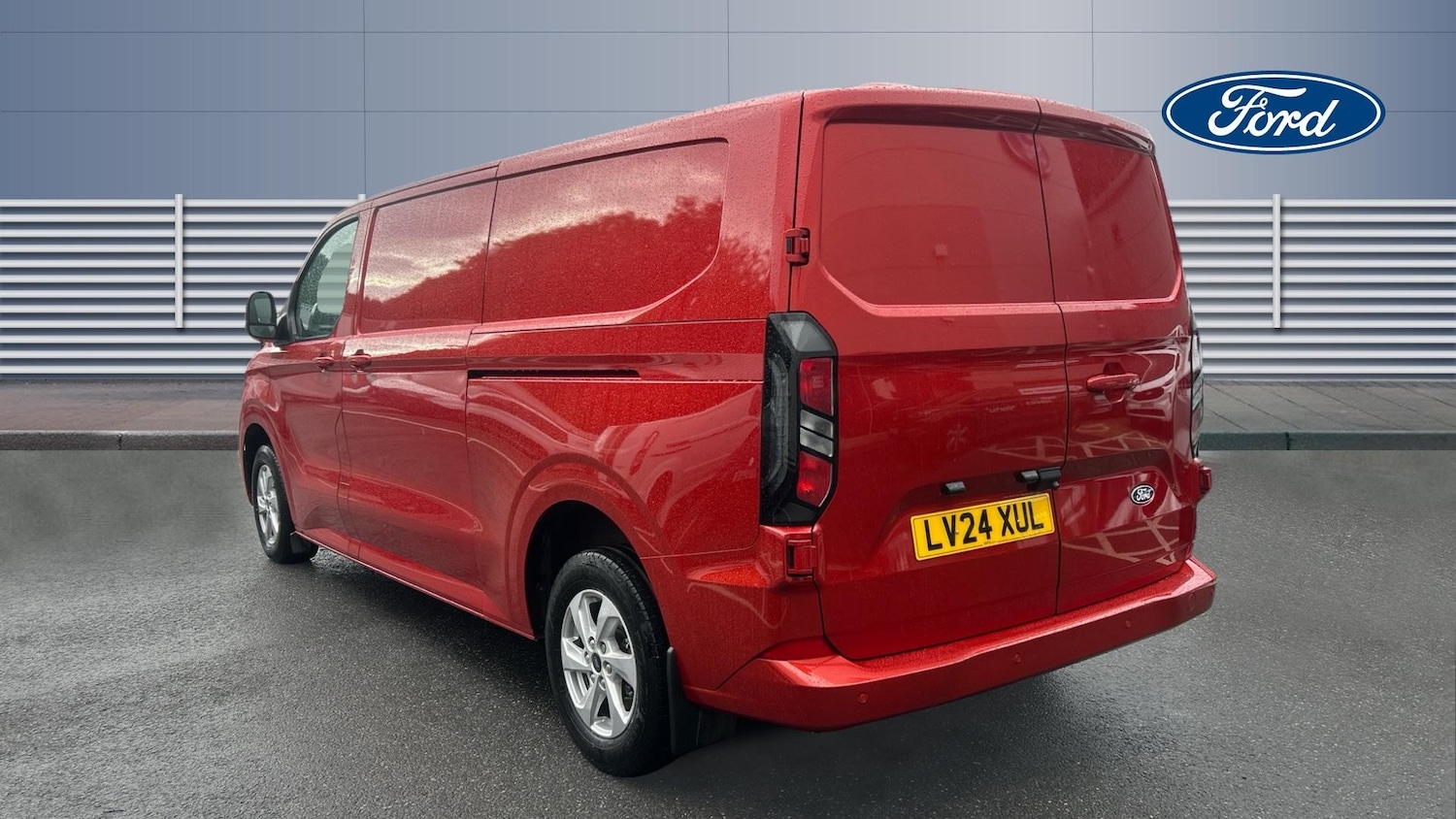 Used Ford Transit Custom 2024 for sale - 77063220: Photo 2