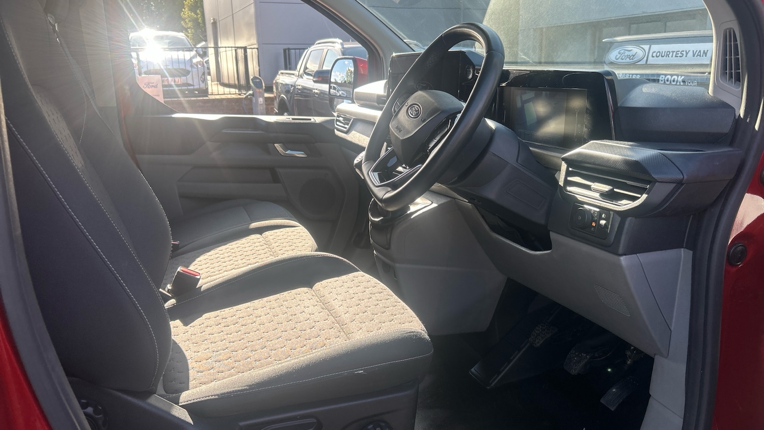 Used Ford Transit Custom 2024 for sale - 77063220: Photo 6